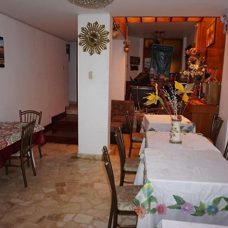 Hostal Camiluz Nazca Zewnętrze zdjęcie