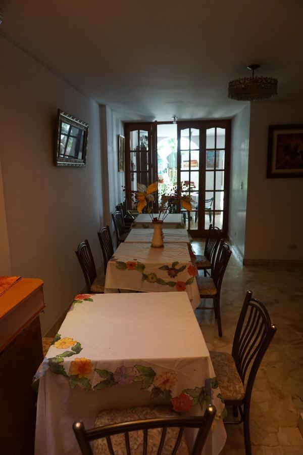 Hostal Camiluz Nazca Zewnętrze zdjęcie