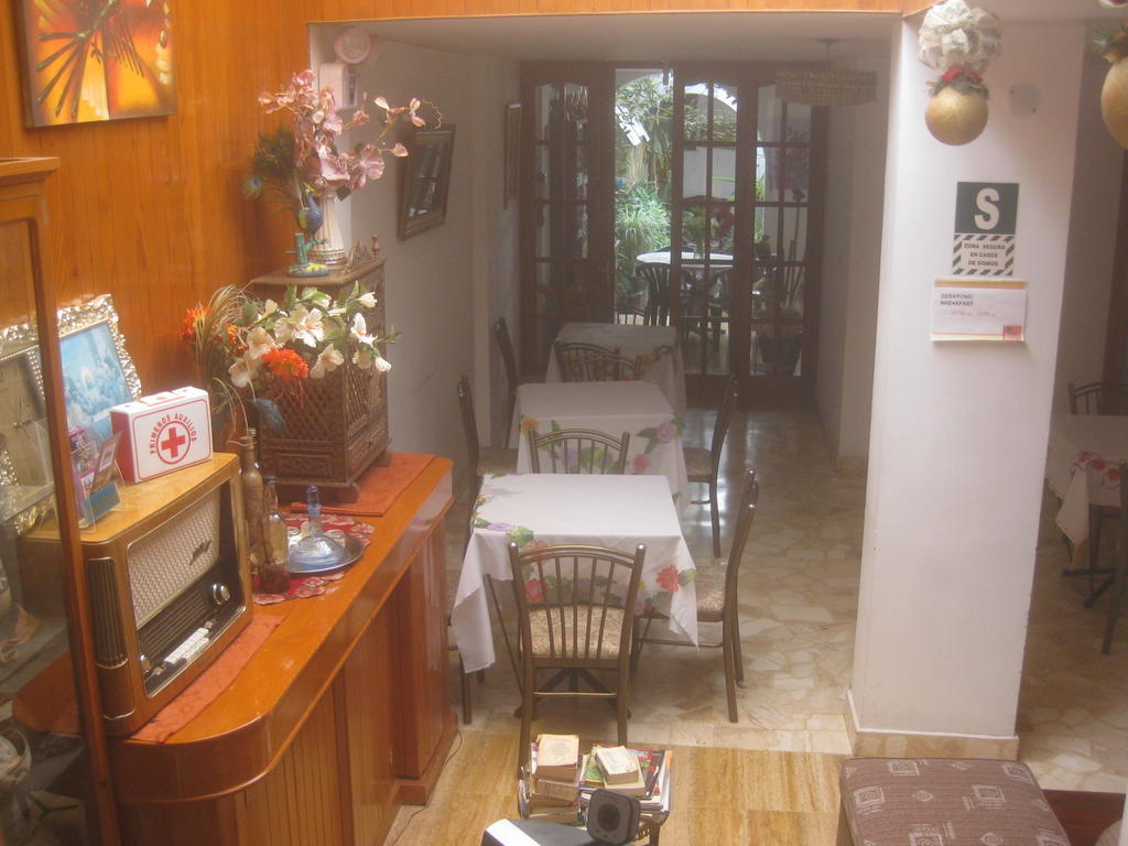 Hostal Camiluz Nazca Zewnętrze zdjęcie