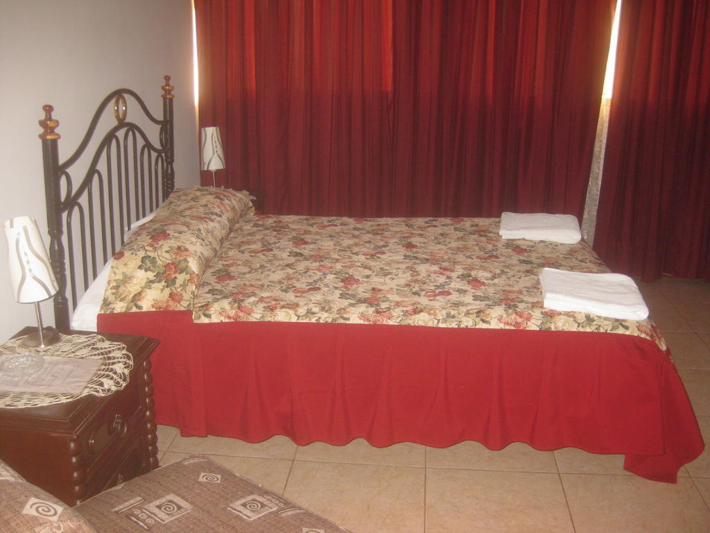 Hostal Camiluz Nazca Pokój zdjęcie