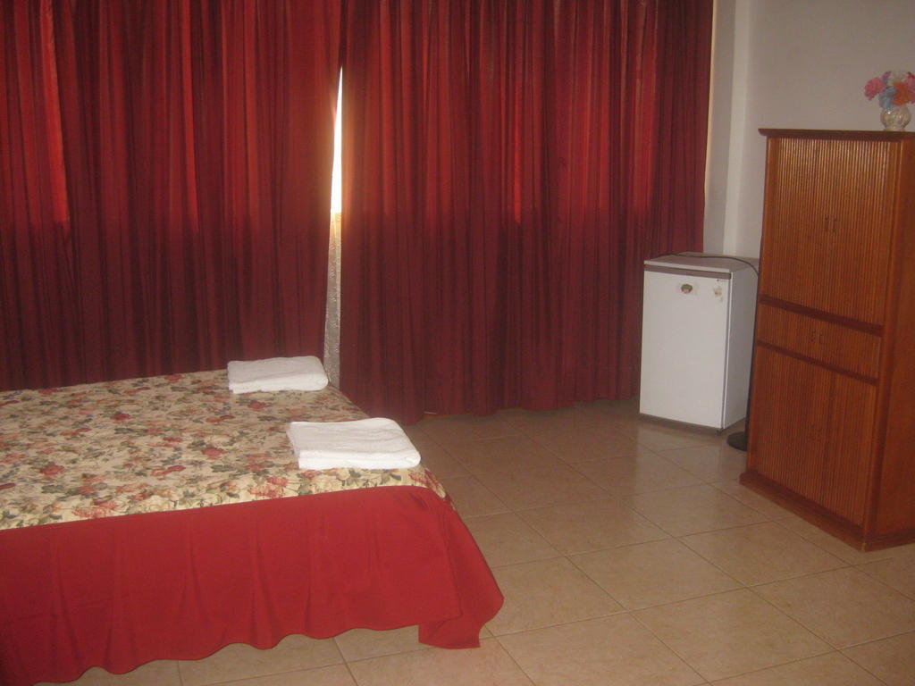 Hostal Camiluz Nazca Pokój zdjęcie