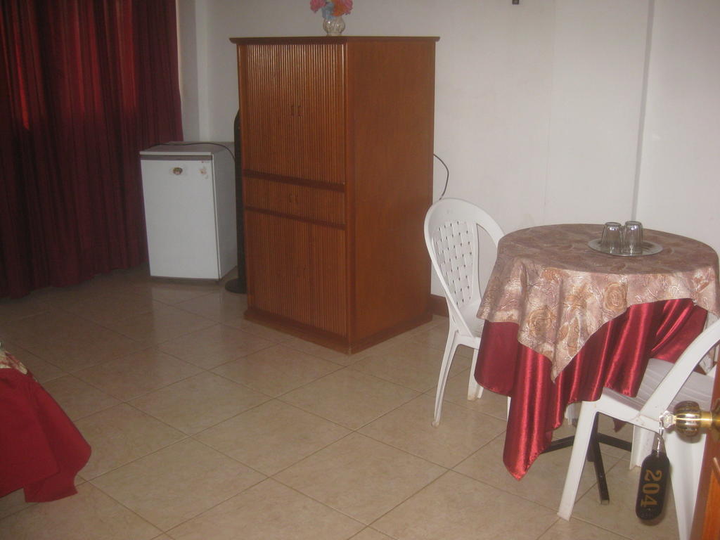 Hostal Camiluz Nazca Zewnętrze zdjęcie